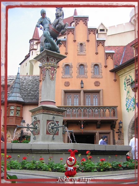 Jokie op stap in Epcot -|- Foto: Jorn van de Wetering  het WWCW 2005